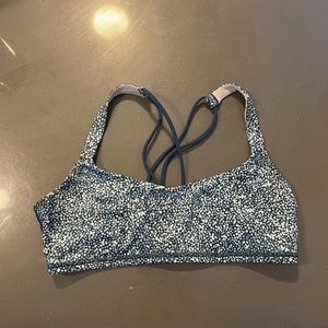 Lululemon Free to Be Bra Size 10
